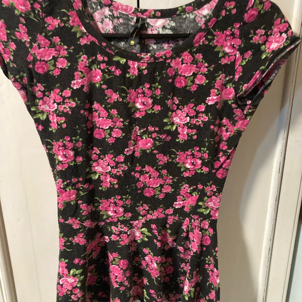 Black and pink floral top